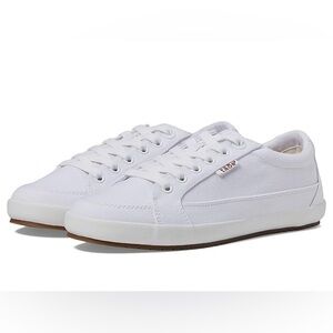 TAOS MOC STAR II CANVAS SNEAKER IN WHITE SIZE 7 NEARLY NEW